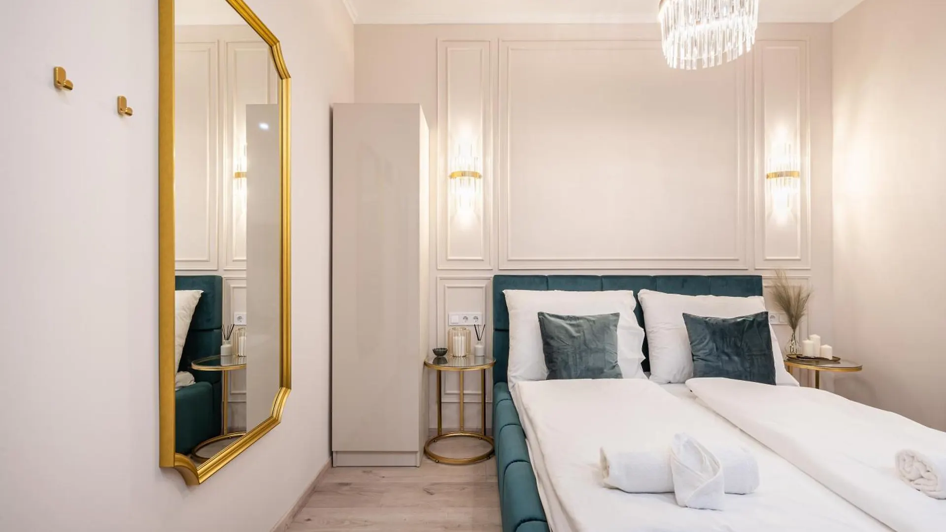 Kiraly 33 - Hidden Gem - Best Location By Bqa Budapest Apartment